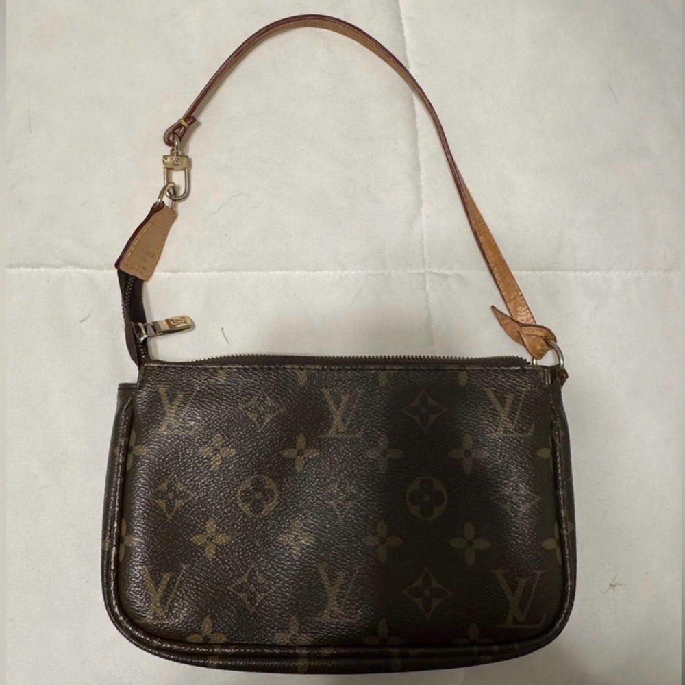 Louis Vuitton Classic Monogram Shoulder Bag